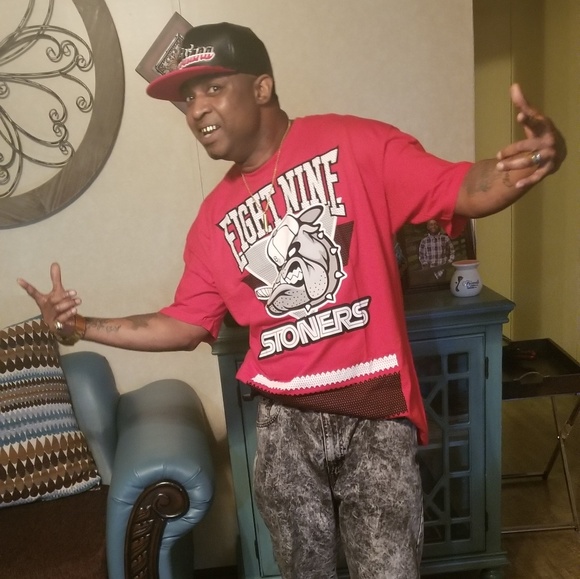 Meet your Posher, Chris - Picture 8 of 8